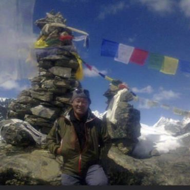 Khumbu 3 Pass Trek 18 Days